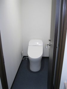 「松山市ムラタホール」トイレ【改修工事例】