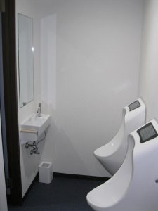 「松山市ムラタホール」レストルーム【改修工事例】