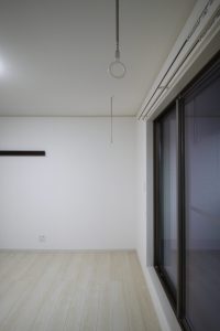 「本棚のある家」ホスクリーン【施工事例】